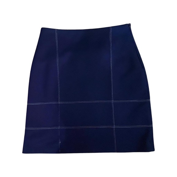 Dolce & Gabbana navy skirt suit with white contrast stitching - Picture 5 of 6